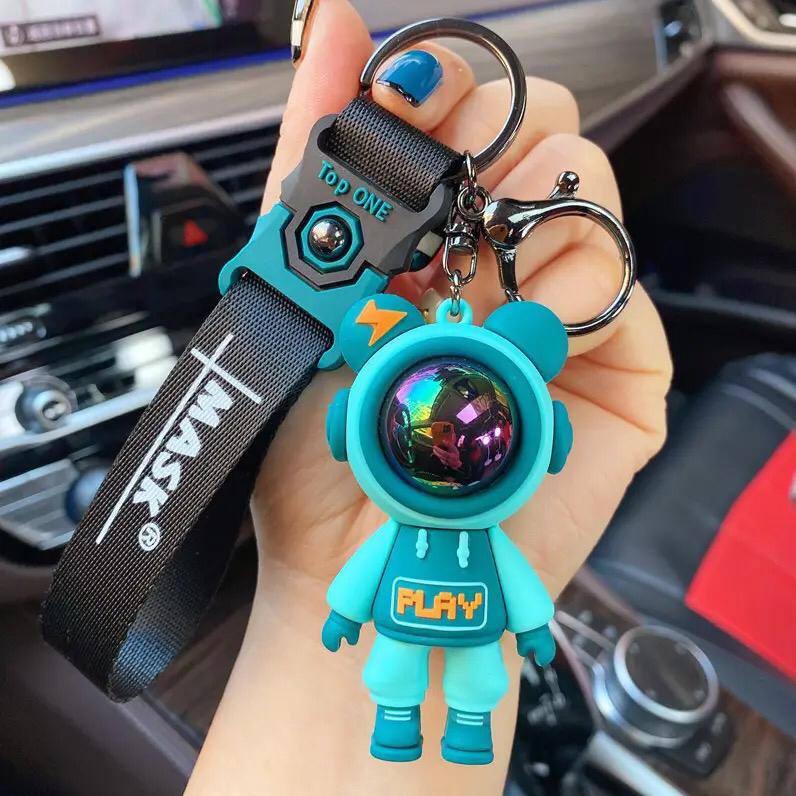 1 Pcs High Quality 3D Astronaut Keychain With Strap(Random Colour)