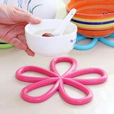 1pcs Multi color Silicone Flower Shape Heat-Proof Mat Anti-Slip Pot Holder