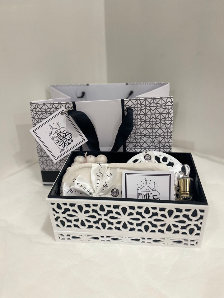 Jaffari Acrylic Gift Box with Customizable Options